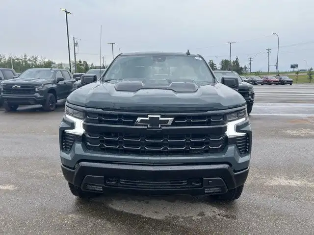 2025 Chevrolet Silverado 1500 LT Trail Boss EMPLOYEE PRICING in Cars & Trucks in Fort McMurray - Image 3