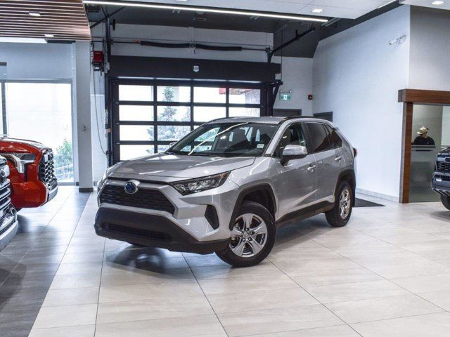 2022 Toyota Rav4 Hybrid LE AWD in Cars & Trucks in Calgary - Image 3