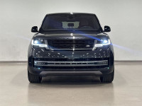 Le Land Rover New Range Rover P530 SE SWB 2023 est un VUS de luxe pleine grandeur doté d’un moteur V... (image 2)