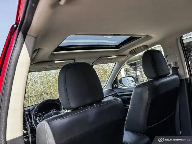 2018 Mitsubishi Outlander PHEV GT | LEATHER SEATS | SUNROOF in Cars & Trucks in Strathcona County - Image 25