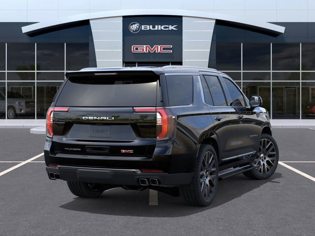 2025 GMC Yukon Denali Ultimate in Cars & Trucks in City of Montréal - Image 4
