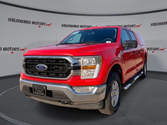 2021 Ford F-150 XLT 4WD in Cars & Trucks in Hamilton