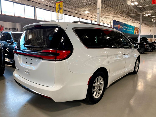  2021 Chrysler Pacifica Touring-L |LEATHER|POWER SLIDING DOORS|B in Cars & Trucks in City of Toronto - Image 4