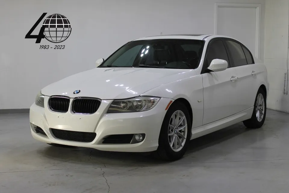 2011 BMW 3 Series 323i