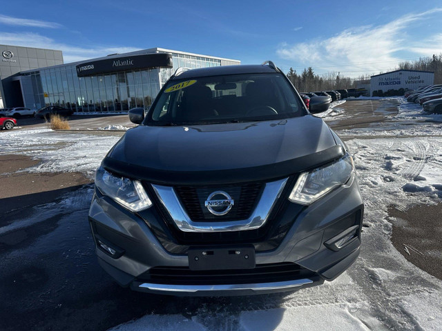 2017 Nissan Rogue SV in Cars & Trucks in Moncton - Image 3