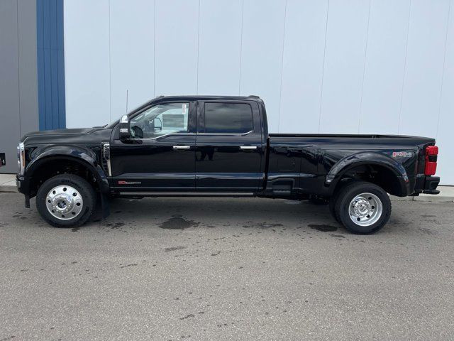 2025 Ford Super Duty F-450 DRW Platinum in Cars & Trucks in Strathcona County - Image 2