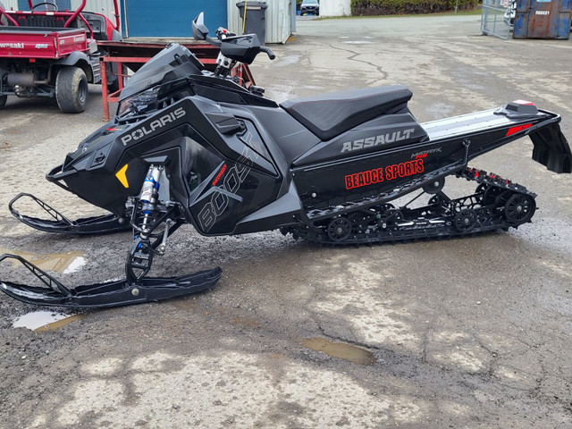 2023 Polaris 850 Assault 146 Boost in Snowmobiles in Thetford Mines - Image 2