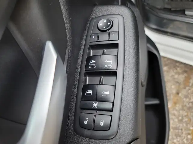 2019 RAM 1500 in Cars & Trucks in City of Toronto - Image 12
