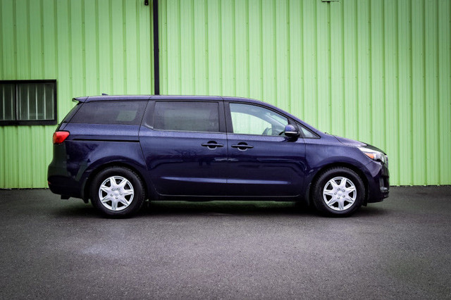 2018 Kia Sedona L - Bluetooth in Cars & Trucks in Cornwall - Image 2