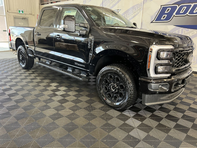 2025 Ford F-350 LARIAT | LARIAT ULTIMATE PKG | FX4 OFF ROAD PKG in Cars & Trucks in Lloydminster - Image 3