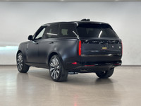 Le Land Rover New Range Rover P530 SV SWB 2023 est un VUS de luxe à empattement court équipé d'un mo... (image 5)