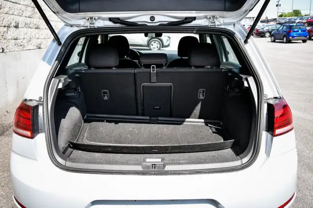 2019 Volkswagen Golf GTI Autobahn • MANUAL • HEATED SEATS in Cars & Trucks in Cornwall - Image 9