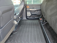 The 2021 Ford F-150 Lariat delivers the perfect balance of rugged capability and upscale refinement.... (image 9)