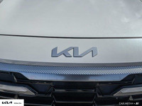 LEATHER POWER SUNROOF NAVIGATION HEADS UP DISPLAY BLIND SPOT DETECTION Fully serviced and reconditio... (image 8)