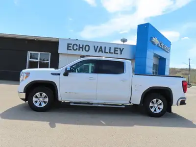Recent trade in, 2022 GMC Sierra 1500 SLE Kodiak Edition, 5.3L , 4x4. Comes with heated front seats,...