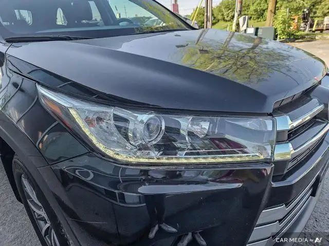 2017 Toyota Highlander XLE in Cars & Trucks in Ottawa - Image 13