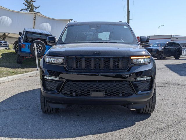 2025 Jeep Grand Cherokee Limited - Luxury Tech Group II - Black in Cars & Trucks in Calgary - Image 2