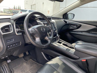 CLEAN CARFAX ONE OWNER, Heated Front Seats, 360 Camera, Front and Rear Parking Sensors, PANORAMIC SU... (image 8)