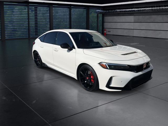 2024 Honda Civic Type R in Cars & Trucks in Calgary - Image 2