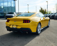 This Ford Mustang has a powerful Premium Unleaded V-8 5.0 L/302 engine powering this Automatic trans... (image 4)
