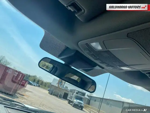 2022 Ford Super Duty F-350 SRW XLT in Cars & Trucks in Hamilton - Image 25