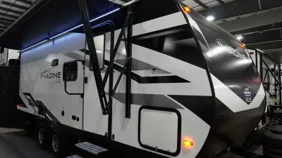 2024 Grand Design Imagine XLS 22BHEFamily time to go Light on weight, not substance, the Imagine XLS...