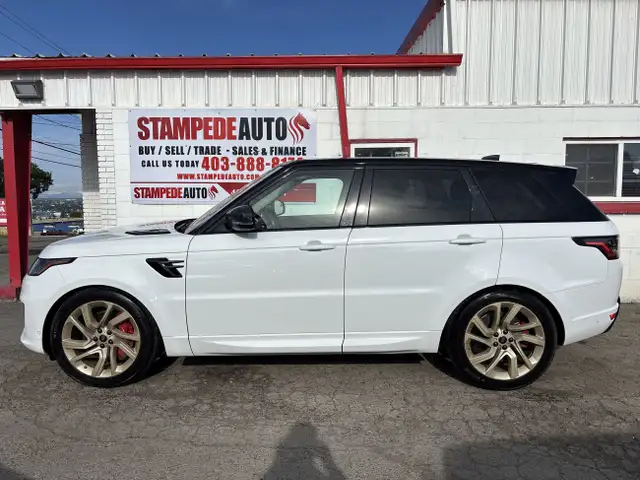 2020 Land Rover Range Rover Sport V8 Supercharged HSE Dynamic 5. in Cars & Trucks in Calgary - Image 10