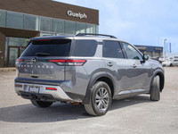 *Heated Steering Wheel, Heated Seats, 360 Surround View Camera, Apple CarPlay, Android Auto! * With... (image 5)