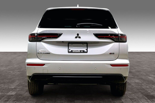 2025 Mitsubishi Outlander ES S-AWC in Cars & Trucks in Edmonton - Image 4