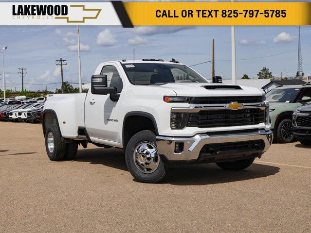 2025 Chevrolet Silverado 3500HD LT in Cars & Trucks in Edmonton