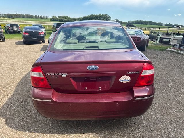 2005 Ford Five Hundred Limited AWD- LEATHER, ROOF, HEATED & POWE in Cars & Trucks in Red Deer - Image 4