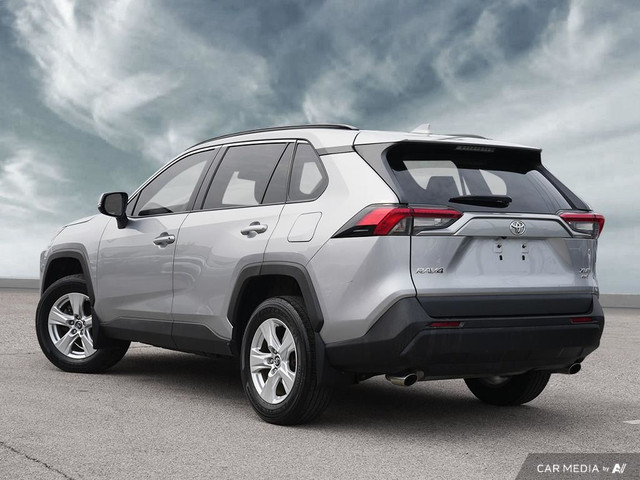 2021 Toyota RAV4 XLE | 4WD | BLIND | HTD STS | CAM | PROX & MORE in Cars & Trucks in Oakville / Halton Region - Image 4