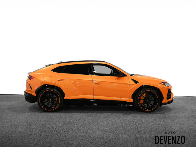 2022 Lamborghini Urus in Cars & Trucks in Laval / North Shore - Image 3