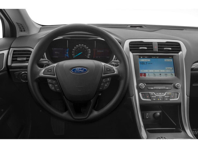 2018 Ford Fusion SE in Cars & Trucks in Calgary - Image 4