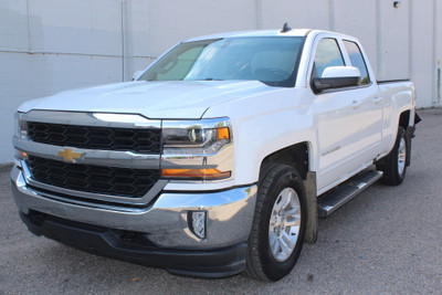 2019 Chevrolet Silverado 1500 LD LT BLOW OUT PRICE LOW KM