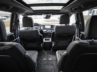 | PREVIOUS DEALER DEMO | Experience comfort, versatility, and modern style in the 2025 Chrysler Paci... (image 6)