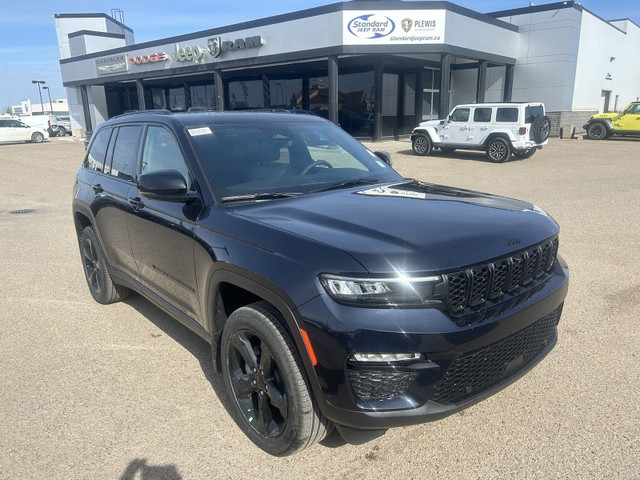 2024 Jeep Grand Cherokee LIMITED in Cars & Trucks in Medicine Hat