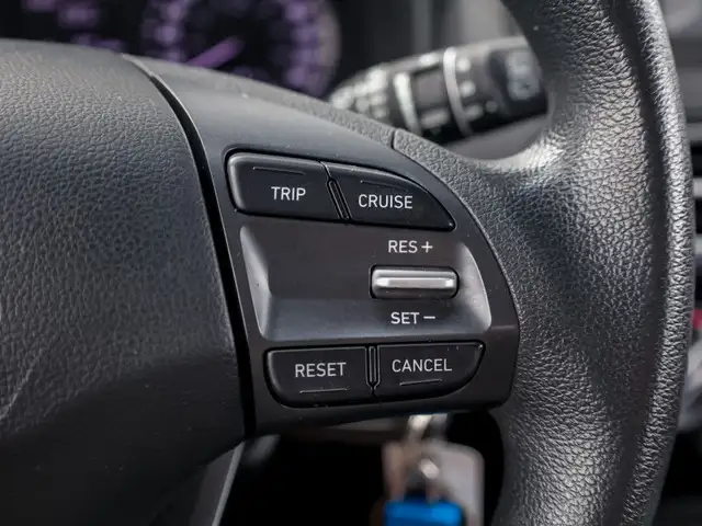 2021 Hyundai Kona 2.0L Essential FWD - Heated Seats - $131 B/W dans Autos et camions dans Ottawa - Image 19