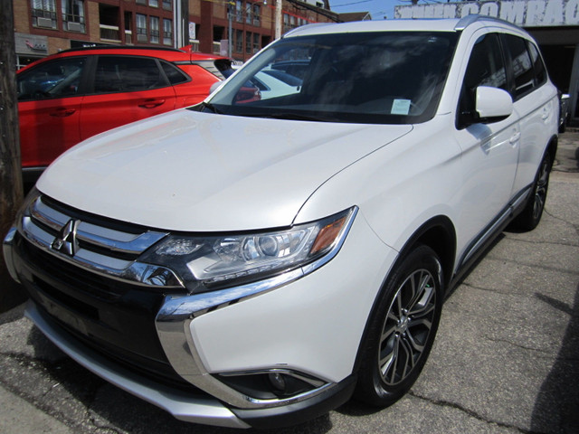2017 Mitsubishi Outlander ES in Cars & Trucks in City of Toronto