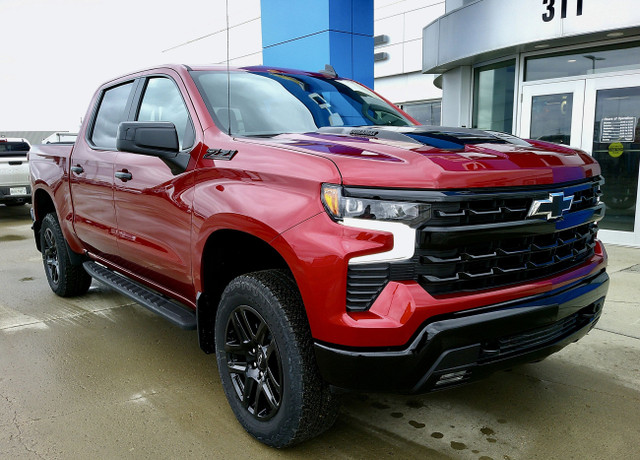 2025 Chevrolet Silverado 1500 LT Trail Boss 4WD in Cars & Trucks in Regina - Image 3