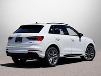This Audi Q3 boasts a Intercooled Turbo Regular Unleaded I-4 2.0 L/121 engine powering this Automati... (image 4)