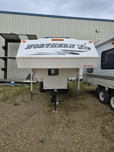 2011 NORTHERN LITE 9.6Q TRUCK CAMPER $25,975 (ATC1259) CALL/TEXT ANDREW FOR LOW MONTHLY PAYMENTS AND...