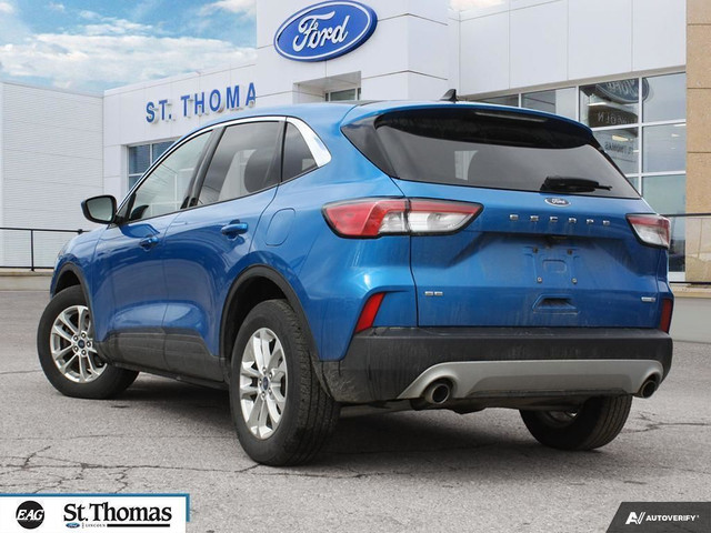  2020 Ford Escape AWD Heated Cloth Seats, Navigation, Alloy Whee in Cars & Trucks in London - Image 4