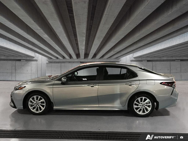 2023 Toyota Camry SE in Cars & Trucks in Edmonton - Image 3
