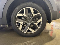 Welcome Ontario customers! All our vehicles are Ontario safety check/e-tested. We offer financing ad... (image 7)