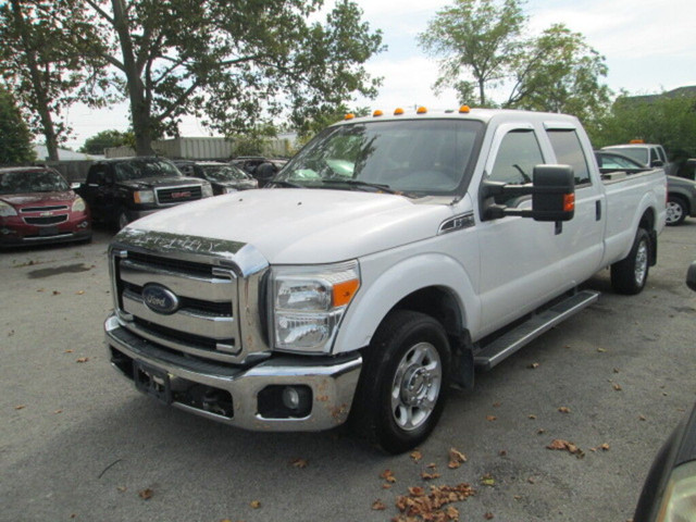  2016 Ford F-250 2WD Crew Cab 172 XL in Cars & Trucks in St. Catharines