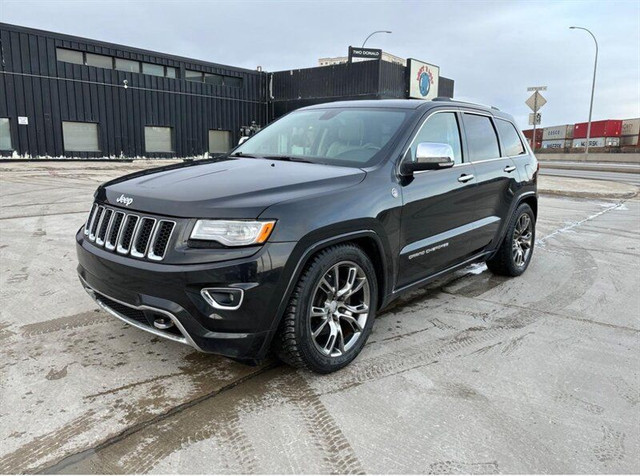 2014 Jeep Grand Cherokee Overland in Cars & Trucks in Winnipeg
