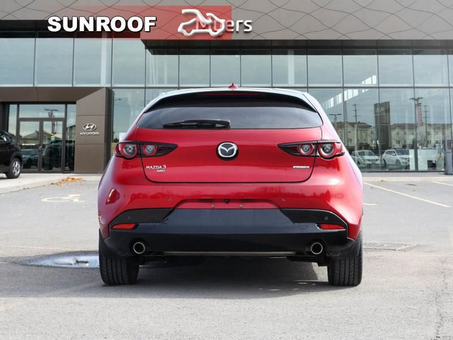 2020 Mazda Mazda3 Sport GT - Sunroof - $186 B/W in Cars & Trucks in Ottawa - Image 4