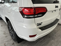 TRANSMISSION: 8-SPEED TORQUEFLITE AUTOMATIC, BLACK LEATHER-FACED W/PERFORATED SUEDE SEATS, 9 ALPINE... (image 7)