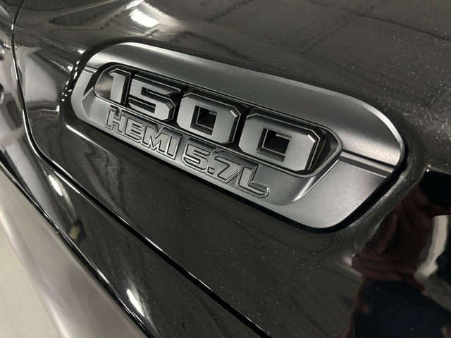 2022 Ram 1500 Big Horn|4X4|V8HEMI|CREW|NAV|BACKUPCAM|RAMBINS|+++ in Cars & Trucks in City of Toronto - Image 3